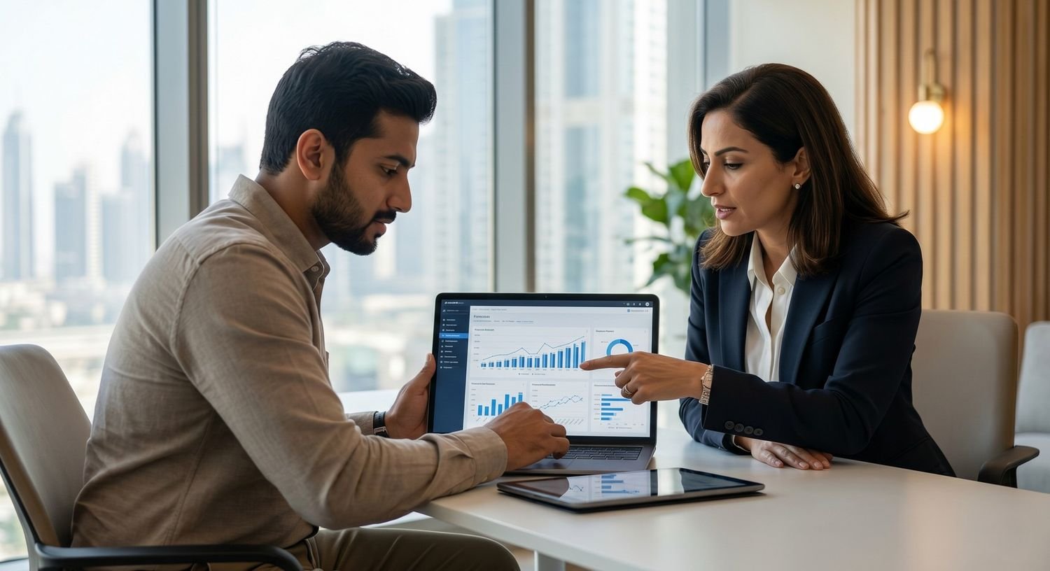 The Complete Guide to Financial Leadership With CFO Services for SME Founders